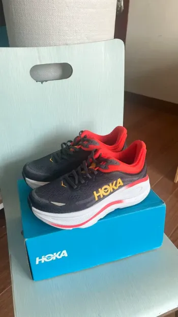 Used Hoka Bondi 9 Running Shoes