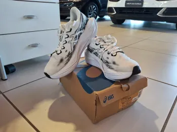 Used Asics Superblast 3 Running Shoes