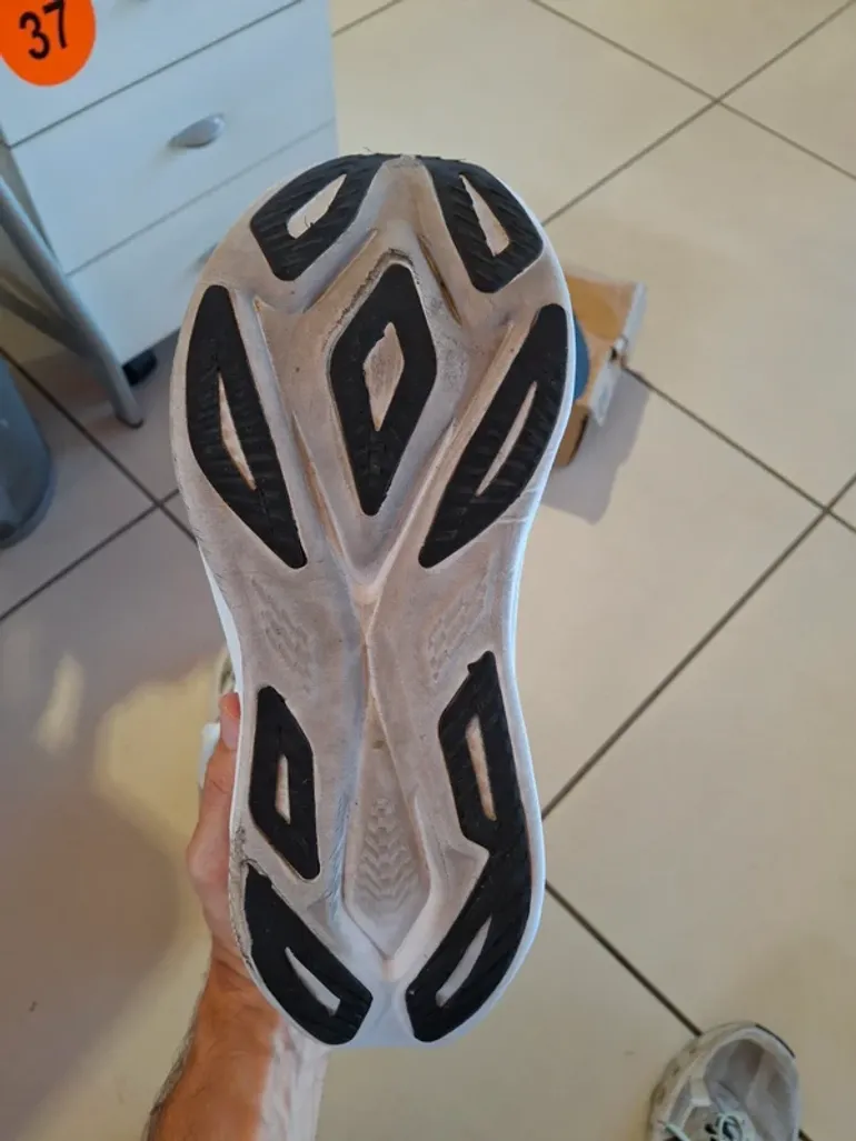 Used Asics Superblast 3 bike — image 8 of 9