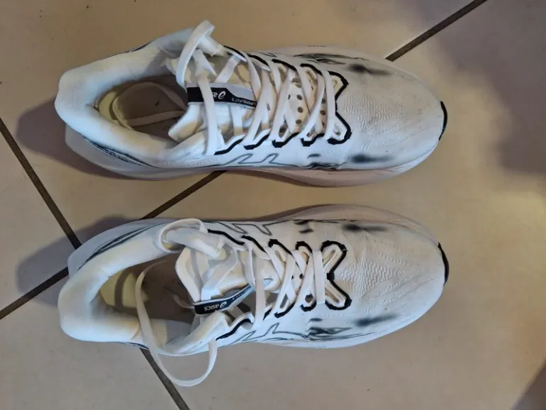 Used Asics Superblast 3 bike — image 4 of 9