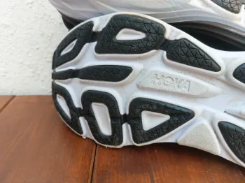Used Hoka Bondi 8 bike — image 12 of 13