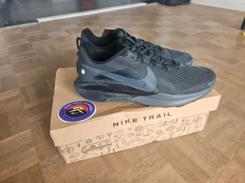Pegasus Reactx Trail 5 Running Shoes d'occasion