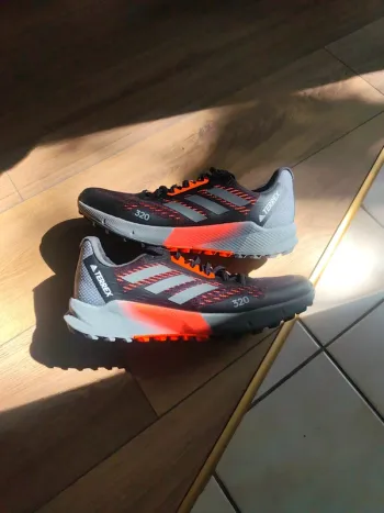 Used Adidas Terex Running Shoes
