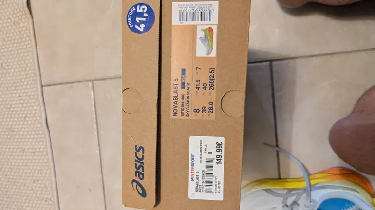 Used Asics Novablast 5 bike — image 2 of 7