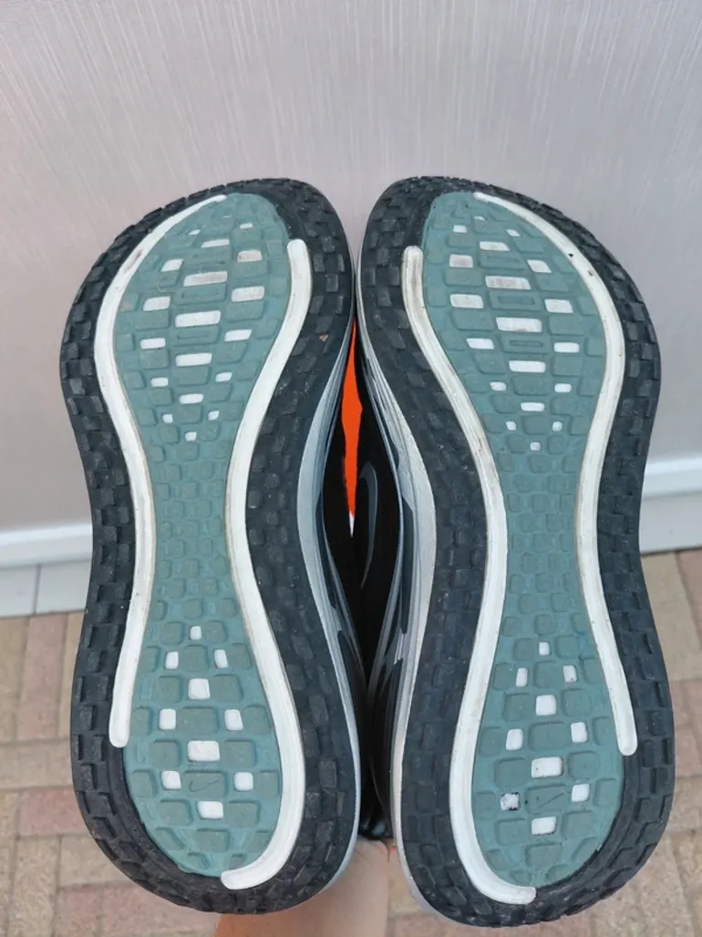 Tweedehands Nike Vomero Plus bike — afbeelding 5 van 6