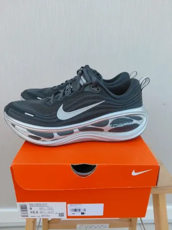 Tweedehands Nike Vomero Plus bike — afbeelding 4 van 6