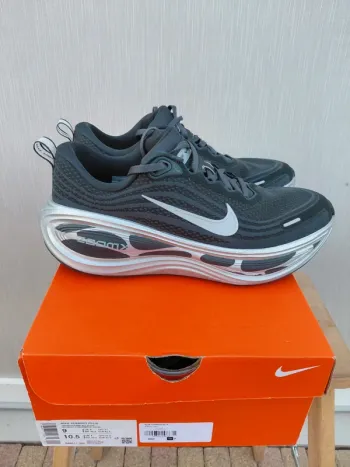 Tweedehands Nike Vomero Plus bike — afbeelding 2 van 6