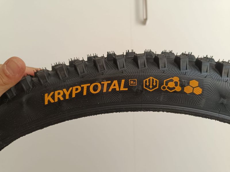 Tweedehands Continental Kryptotal-Re bike — afbeelding 3 van 3
