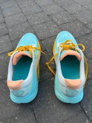 Hoka Clifton 10 bike usato — immagine 2 di 4