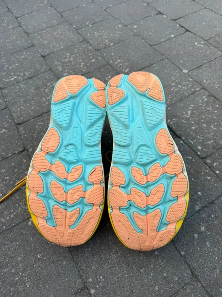 Hoka Clifton 10 bike usato — immagine 3 di 4