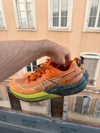 Gebrauchtes Asics Fujispeed bike — Bild 3 von 6