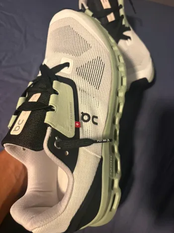 Used On Running Cloud bike — image 3 of 9