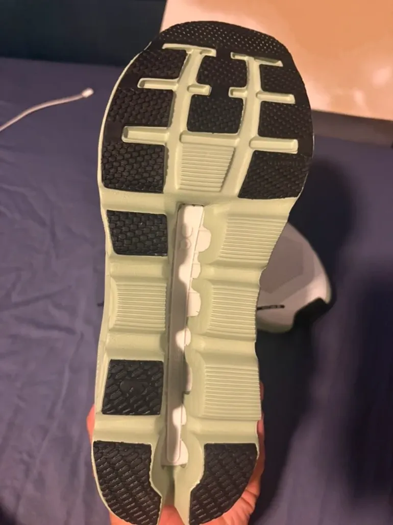Used On Running Cloud bike — image 6 of 9