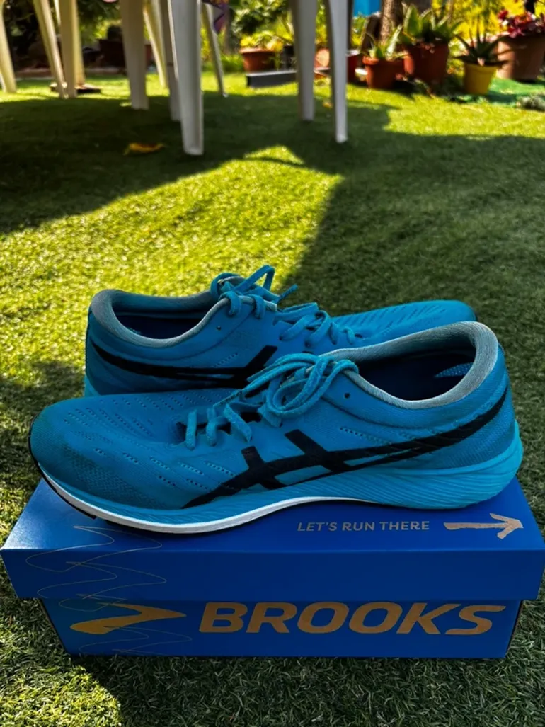 Used Asics Metaracer bike — image 2 of 4