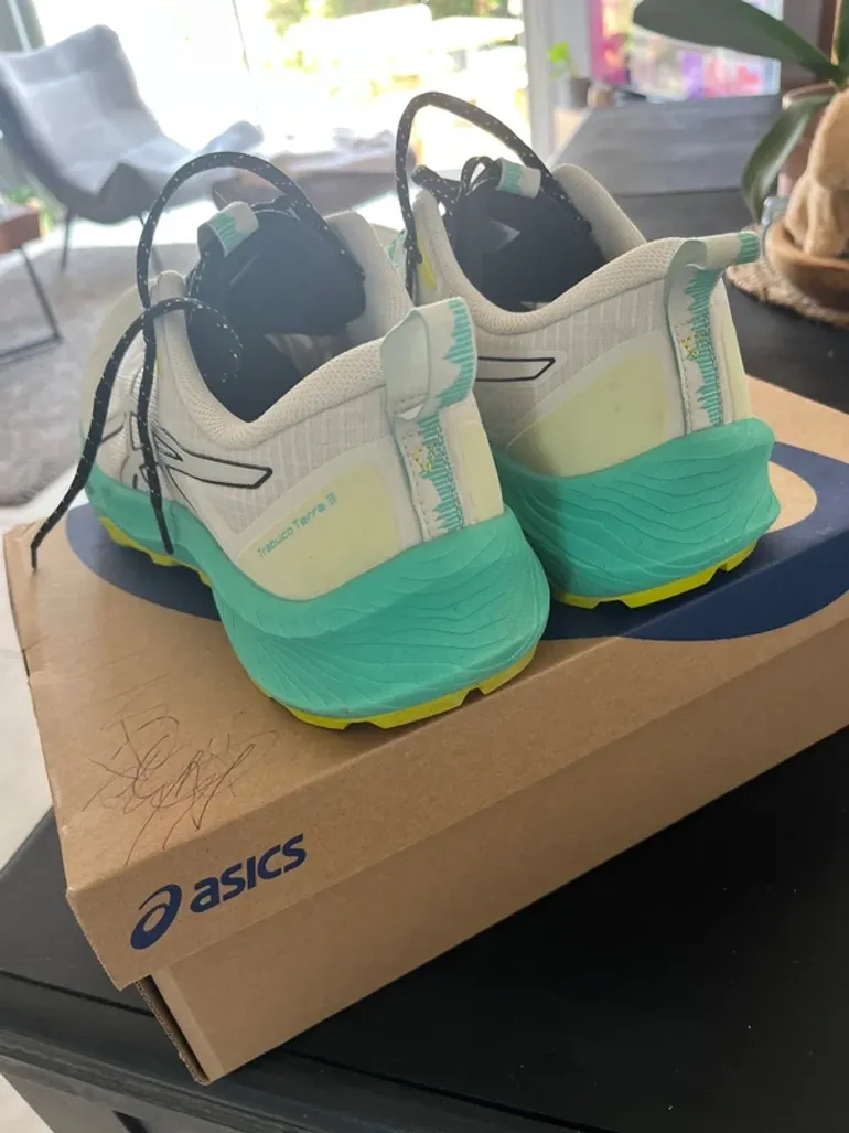 Asics Trabucco Terra bike de segunda mano — imagen 4 de 5