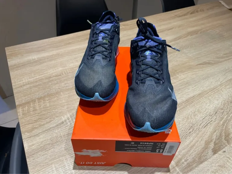 Used White Zoom X Vaporfly Next % 4 bike — image 5 of 9