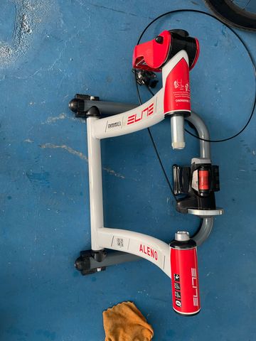 Elite Rodillo 2021 bike de segunda mano — imagen 4 de 4