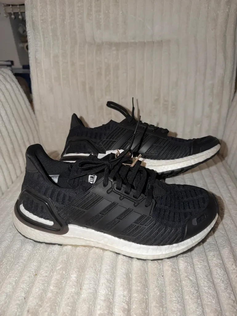 Used Adidas Ultraboost bike — image 8 of 14