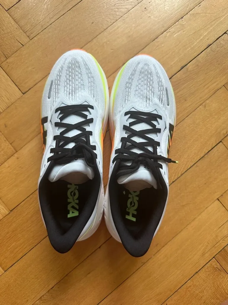 Hoka Clifton 11 bike usato — immagine 9 di 10