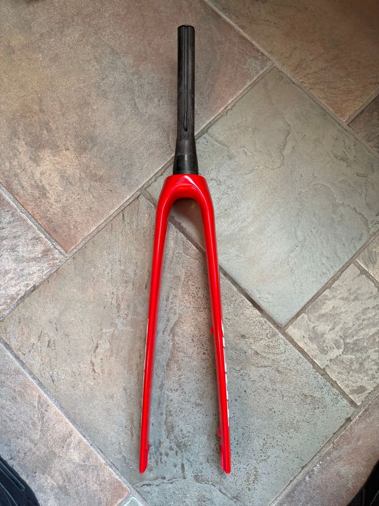 Brugt Trek Madone SLR Rigid Fork 2021 bike — billede 2 af 4
