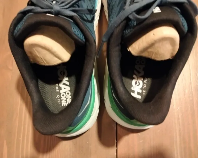 Gebrauchtes Castelli Hoka bike — Bild 8 von 8