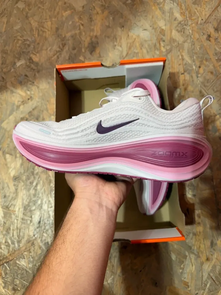 Used Nike Vomero Plus bike — image 4 of 9