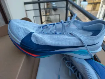 Used Nike Streakfly 2 Running Shoes