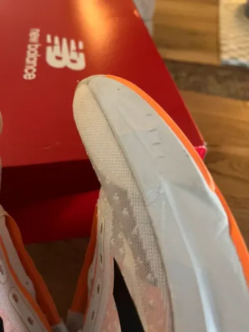 Używany New Balance FuelCell Rebel v4 bike — zdjęcie 6 z 6