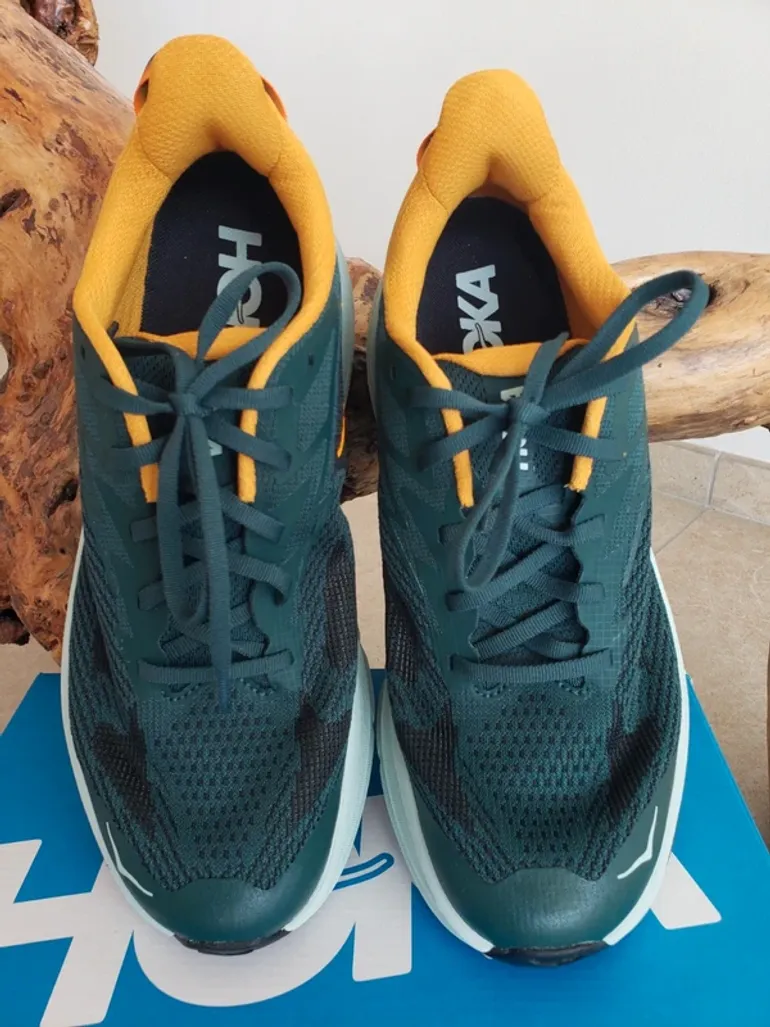 Used Hoka Challenger 8 bike — image 5 of 15