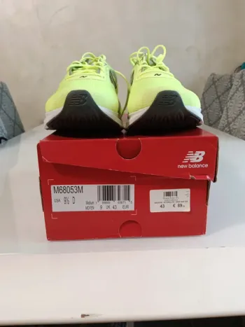 Used New Balance shoes Running Shoes