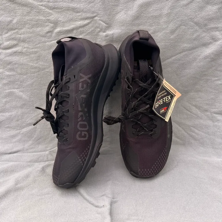 Used Descente React Pegasus Trail 4 GTX V2 bike — image 2 of 15