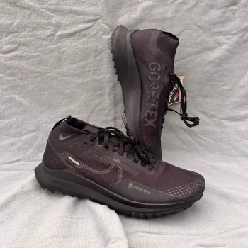 Used Descente React Pegasus Trail 4 GTX V2 Running Shoes