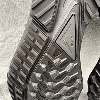 Used Descente React Pegasus Trail 4 GTX V2 bike — image 10 of 15