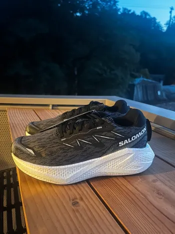 Käytetty Salomon Aero Glide 4 Running Shoes