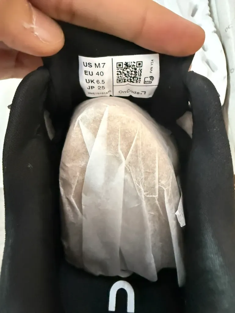 Gebrauchtes On Running On Shoes bike — Bild 7 von 10