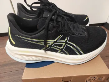 Käytetty Asics GEL-Cumulus 26 Running Shoes