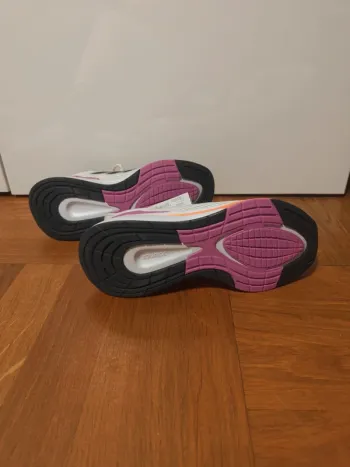 Used Adidas EQ21 Run bike — image 8 of 10