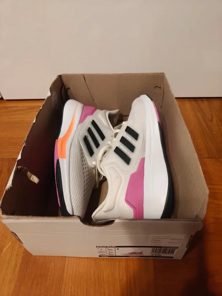 Used Adidas EQ21 Run bike — image 6 of 10