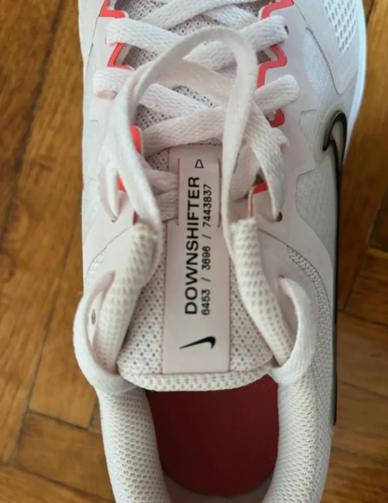 Nike Downshifter 11 bike usato — immagine 2 di 4