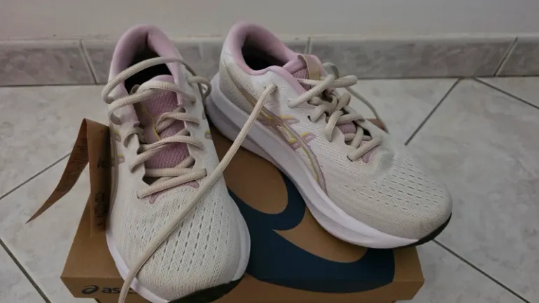 Gebrauchtes Asics Gel Excite 11 bike — Bild 14 von 15