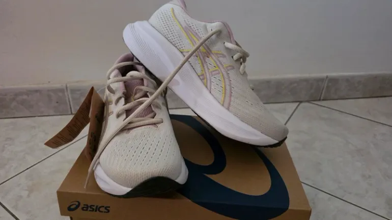 Gebrauchtes Asics Gel Excite 11 bike — Bild 13 von 15