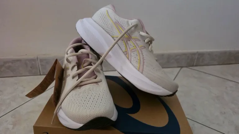 Gebrauchtes Asics Gel Excite 11 bike — Bild 12 von 15