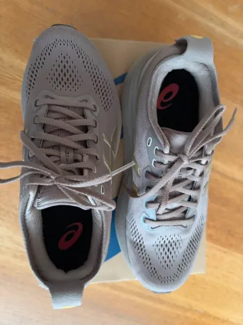 Tweedehands Asics Gel Kayano 31 Luxe bike — afbeelding 6 van 6