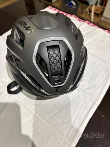 Used Lazer Strada Kineticore 2025 bike — image 2 of 4