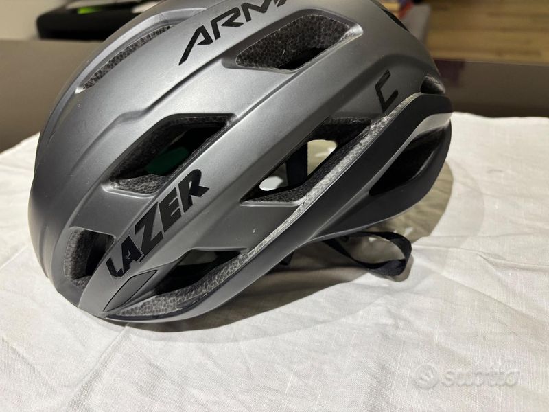 Used Lazer Strada Kineticore 2025 Cycling Accessories