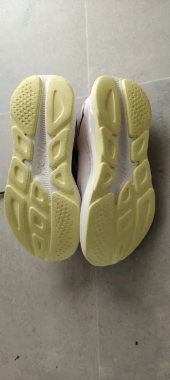 Used Hoka Ricon 4 bike — image 3 of 4