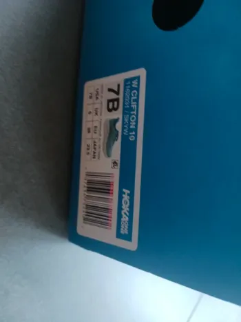 Hoka Clifton 10 bike d'occasion — image 5 sur 9
