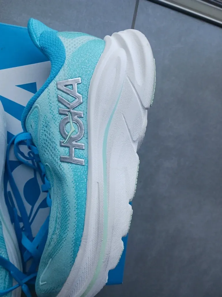 Hoka Clifton 10 bike d'occasion — image 9 sur 9