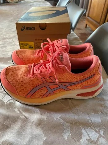 Käytetty Asics Gel Cumulus 24 GS bike — kuva 2 / 5