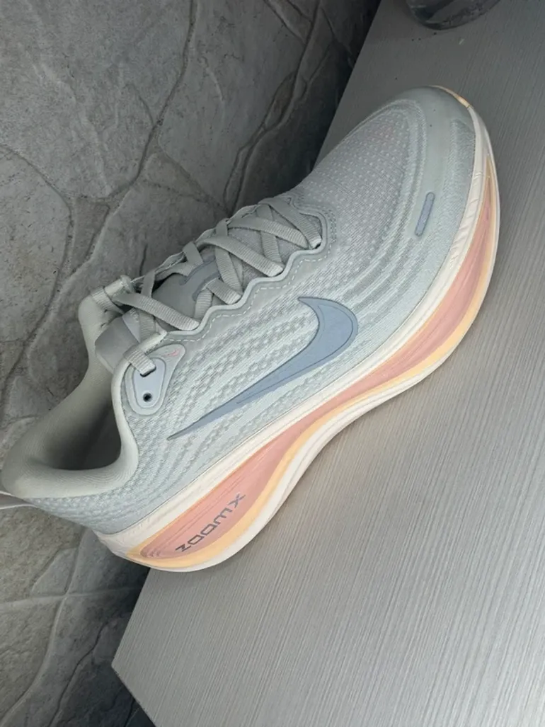 Použité Nike Vomero Plus bike — obrázek 2 z 4